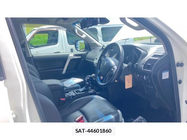 Toyota LAND CRUISER PRADO 2020-09 7220569-15