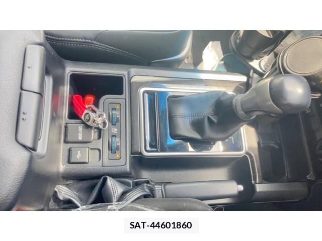 Toyota LAND CRUISER PRADO 2020-09 7220569-25