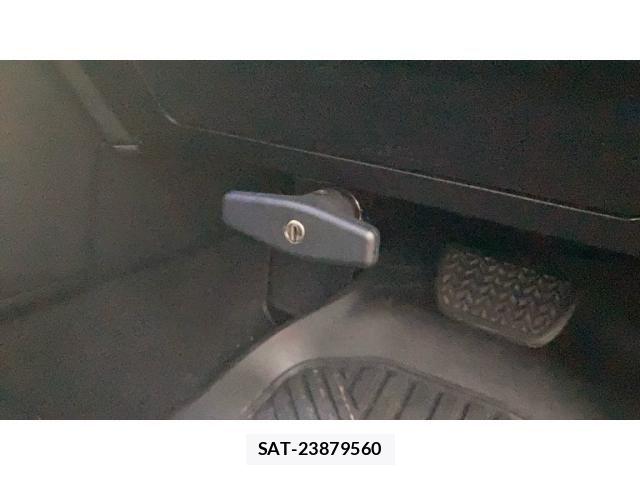 Toyota LAND CRUISER PRADO 2013-12 7220546-24