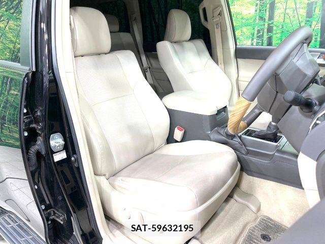 Toyota LAND CRUISER PRADO 2023-09 7220623-7