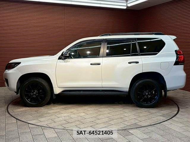 Toyota LAND CRUISER PRADO 2023-02 7220596-17
