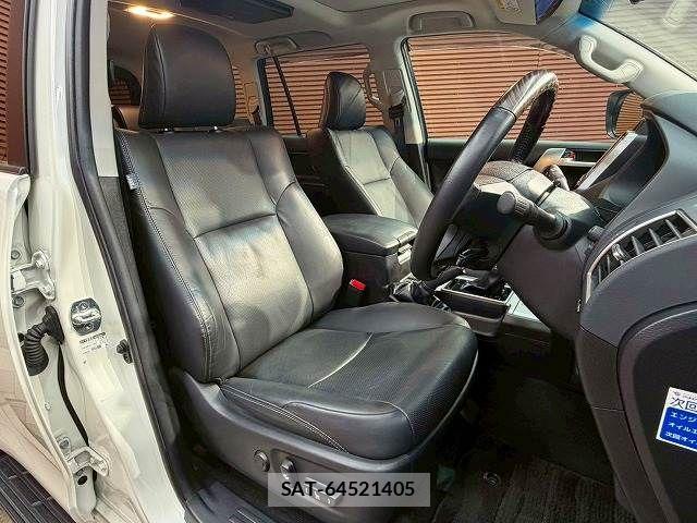 Toyota LAND CRUISER PRADO 2023-02 7220596-6