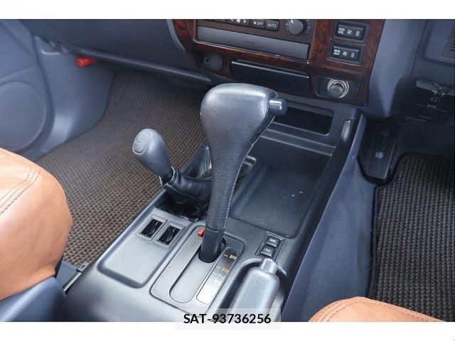 Toyota LAND CRUISER PRADO 1996-01 7220526-9