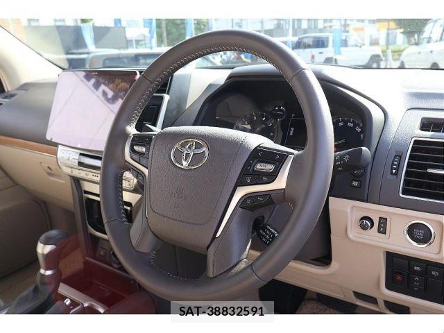 Toyota LAND CRUISER PRADO 2022-01 7220579-4