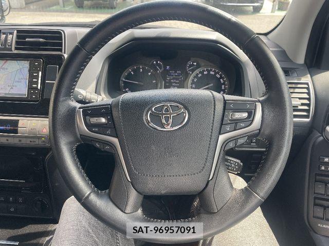 Toyota LAND CRUISER PRADO 2021-02 7220565-11
