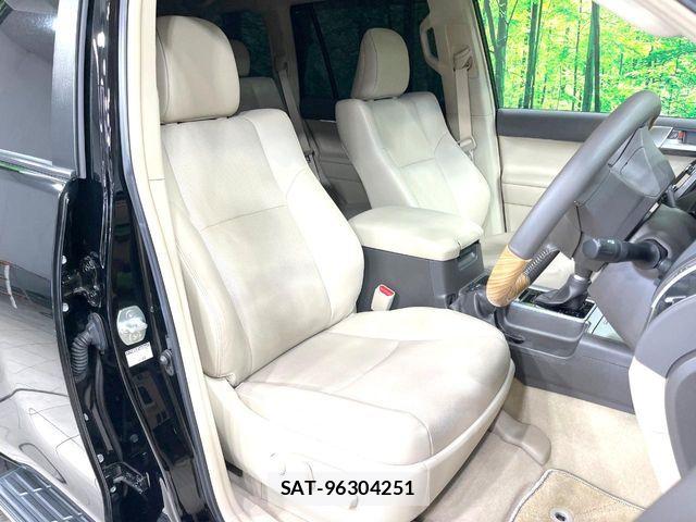 Toyota LAND CRUISER PRADO 2023-02 7251224-7