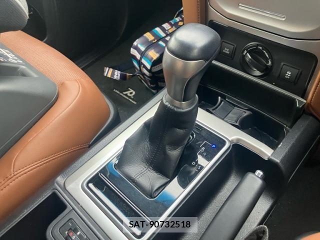 Toyota LAND CRUISER PRADO 2021-07 7251228-23