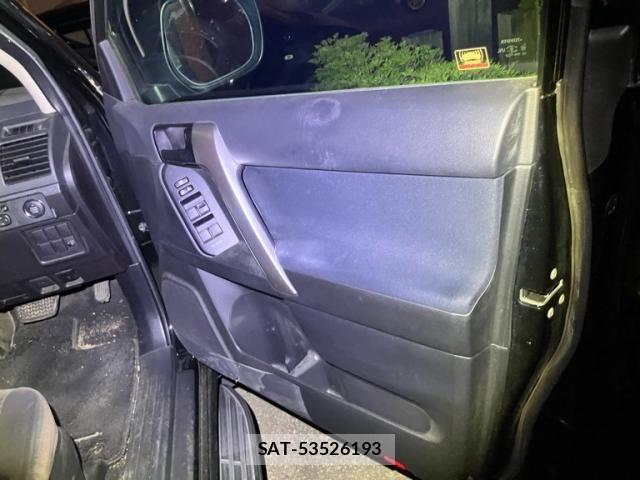 Toyota LAND CRUISER PRADO 2015-02 7251251-16