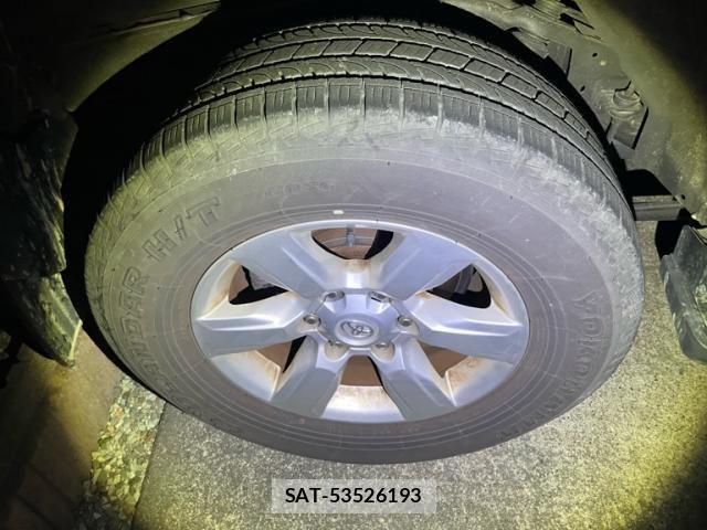 Toyota LAND CRUISER PRADO 2015-02 7251251-7