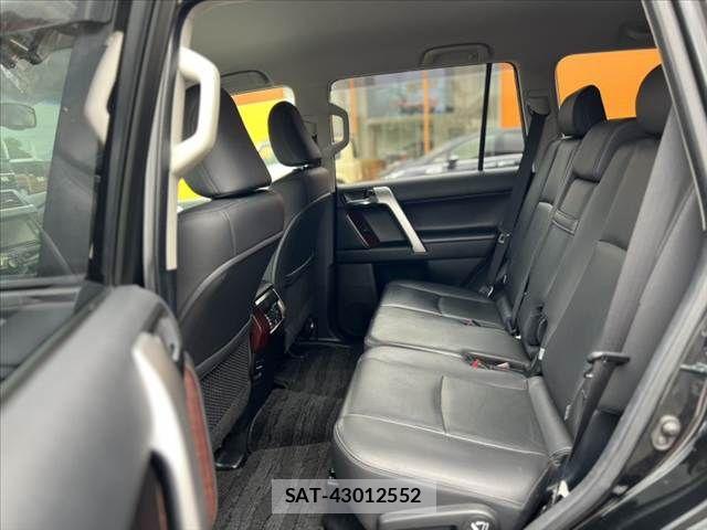 Toyota LAND CRUISER PRADO 2014-03 7251245-18