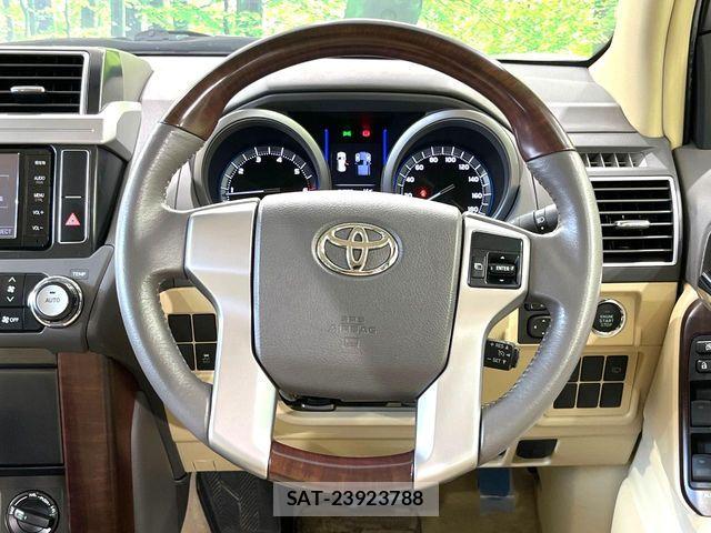 Toyota LAND CRUISER PRADO 2015-03 7251246-11
