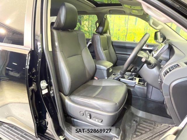 Toyota LAND CRUISER PRADO 2023-10 7251231-7
