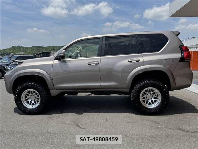 Toyota LAND CRUISER PRADO 2020-03 7251234-11