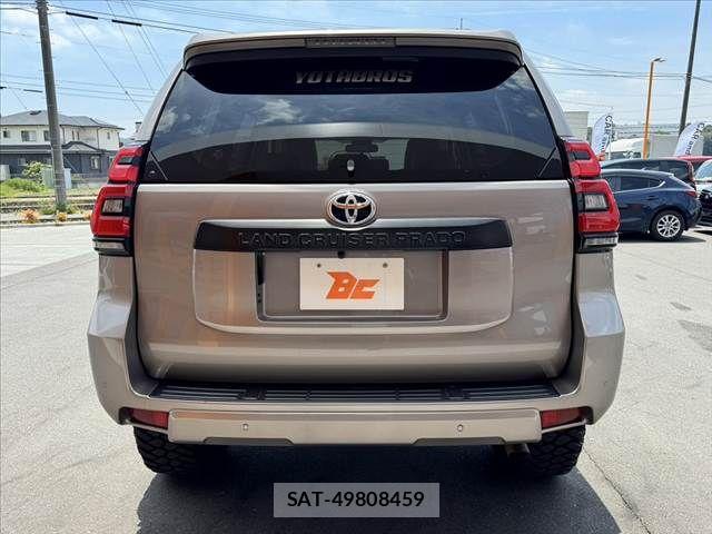 Toyota LAND CRUISER PRADO 2020-03 7251234-13