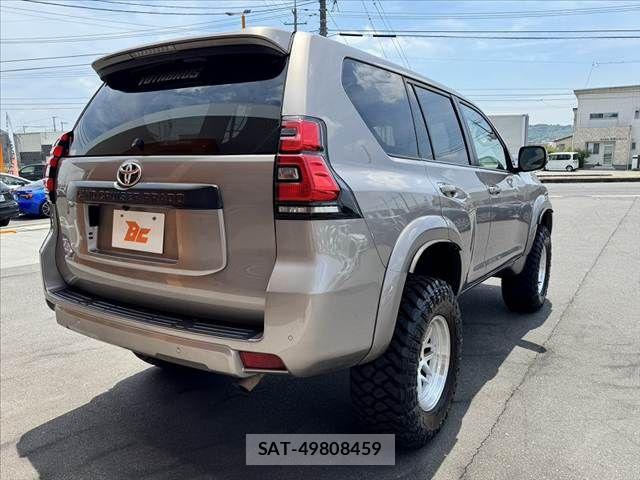 Toyota LAND CRUISER PRADO 2020-03 7251234-14