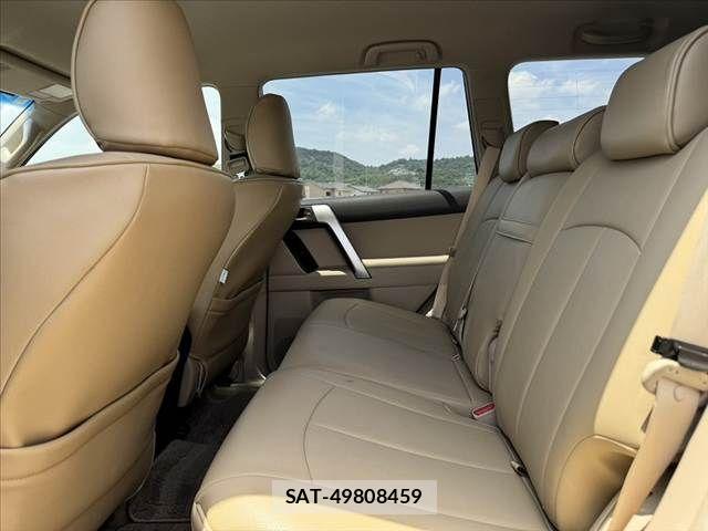 Toyota LAND CRUISER PRADO 2020-03 7251234-18