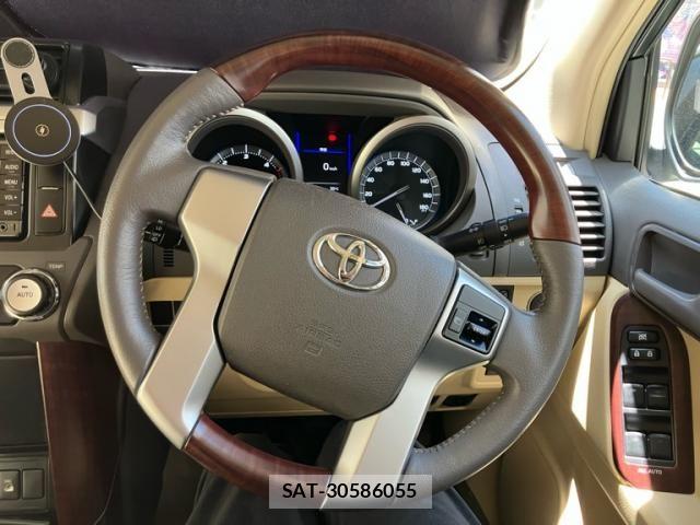 Toyota LAND CRUISER PRADO 2016-09 7251249-17