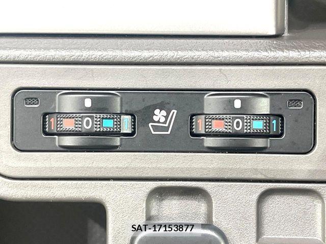 Toyota LAND CRUISER PRADO 2022-11 7251226-7