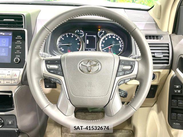 Toyota LAND CRUISER PRADO 2023-10 7251221-11