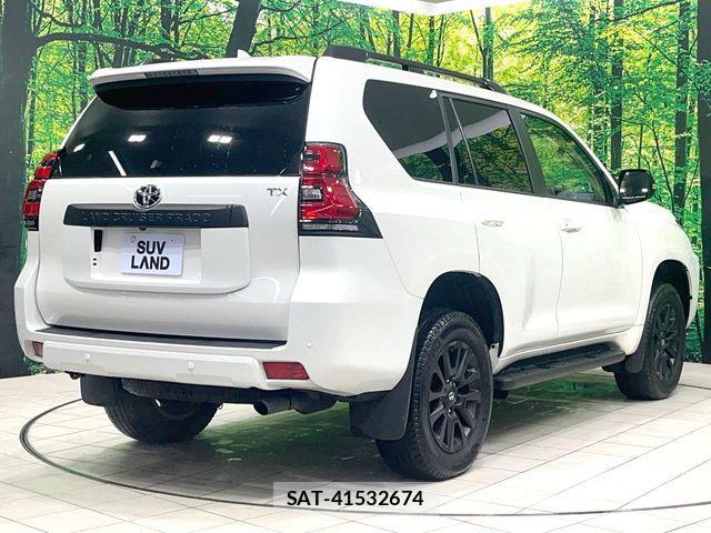Toyota LAND CRUISER PRADO 2023-10 7251221-16