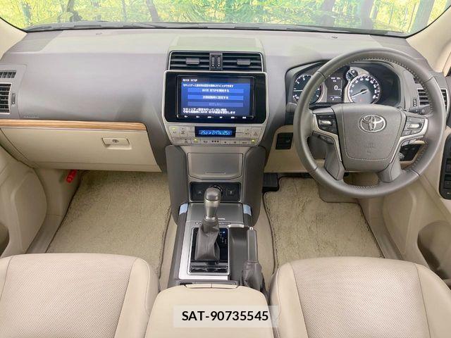Toyota LAND CRUISER PRADO 2023-05 7251232-1
