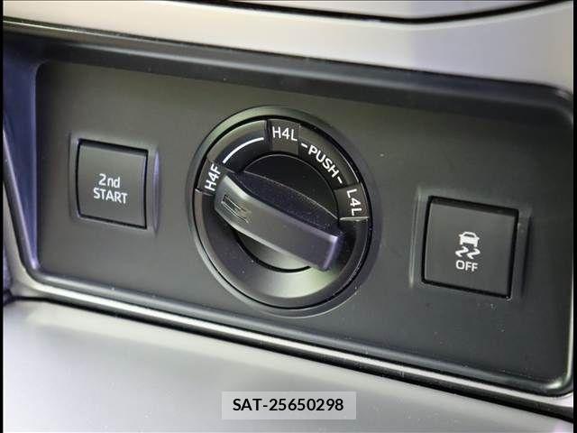Toyota LAND CRUISER PRADO 2023-04 7251242-7