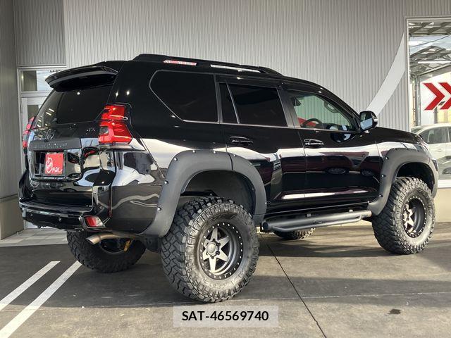 Toyota LAND CRUISER PRADO 2022-03 7251220-7