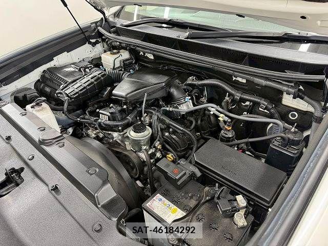 Toyota LAND CRUISER PRADO 2023-04 7251223-17