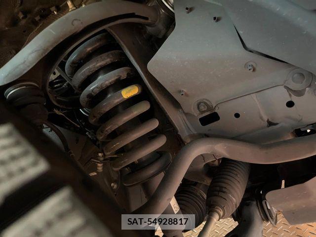 Toyota LAND CRUISER PRADO 2023-05 7251216-19