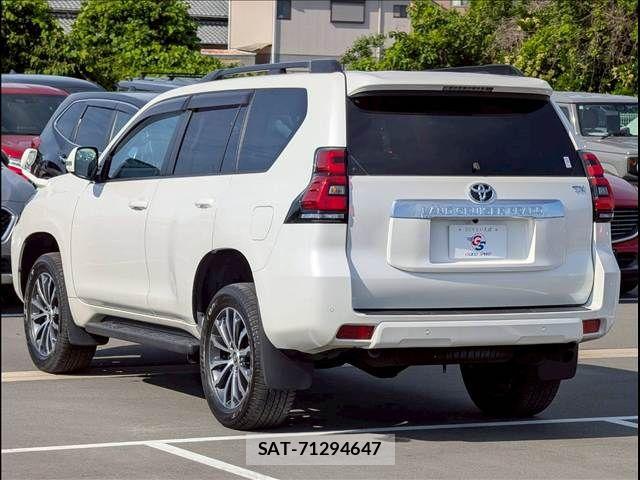 Toyota LAND CRUISER PRADO 2021-01 7251229-15