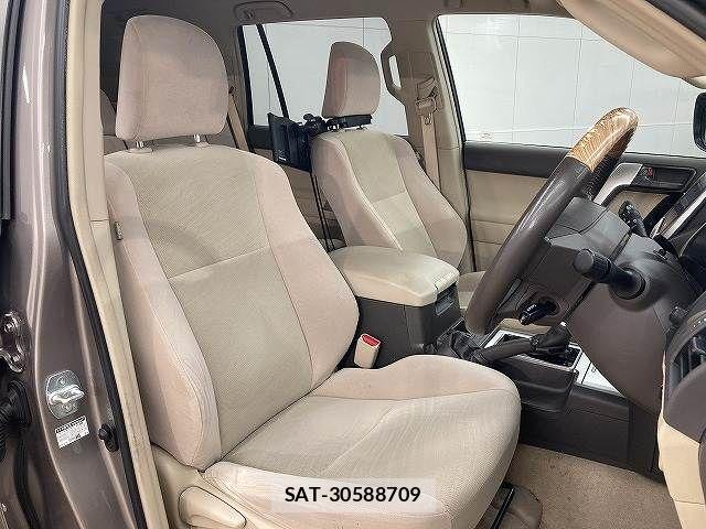 Toyota LAND CRUISER PRADO 2020-11 7251236-4