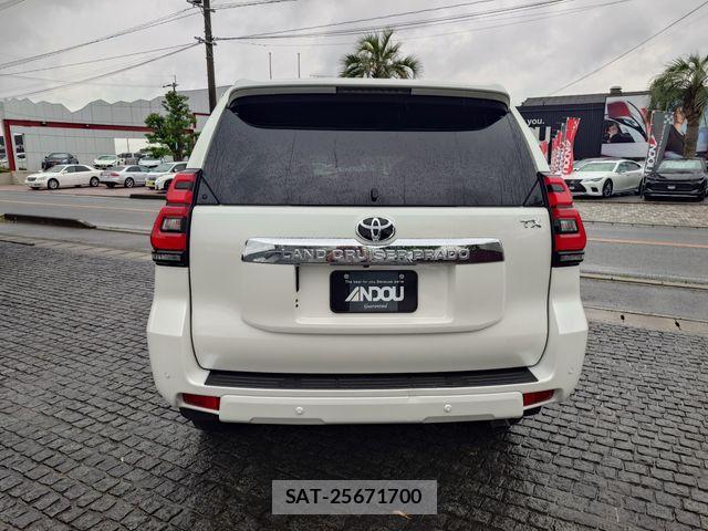 Toyota LAND CRUISER PRADO 2023-07 7272160-6