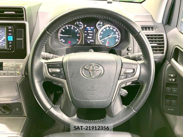 Toyota LAND CRUISER PRADO 2023-08 7272169-11