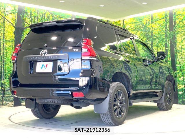 Toyota LAND CRUISER PRADO 2023-08 7272169-17