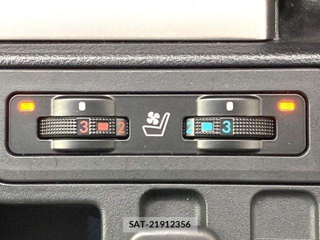 Toyota LAND CRUISER PRADO 2023-08 7272169-6