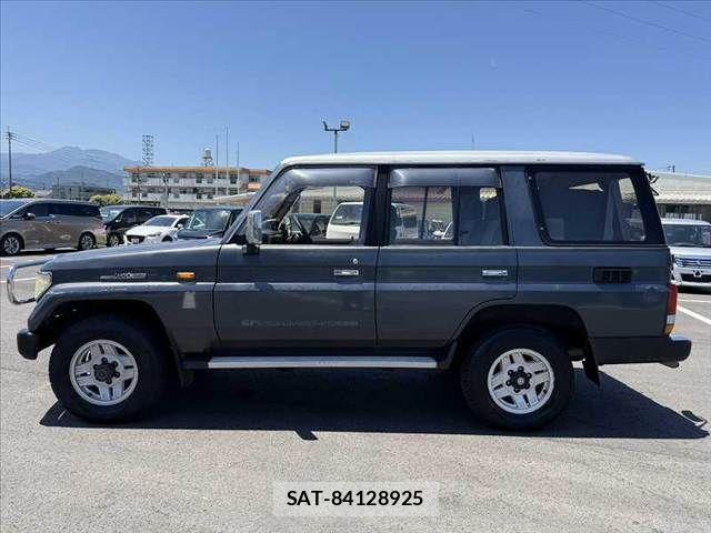 Toyota LAND CRUISER PRADO 1992-03 7272180-11