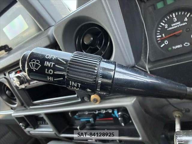 Toyota LAND CRUISER PRADO 1992-03 7272180-23