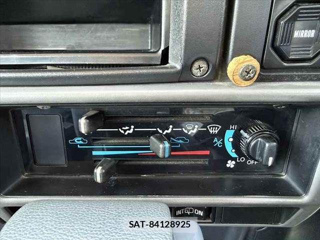 Toyota LAND CRUISER PRADO 1992-03 7272180-28