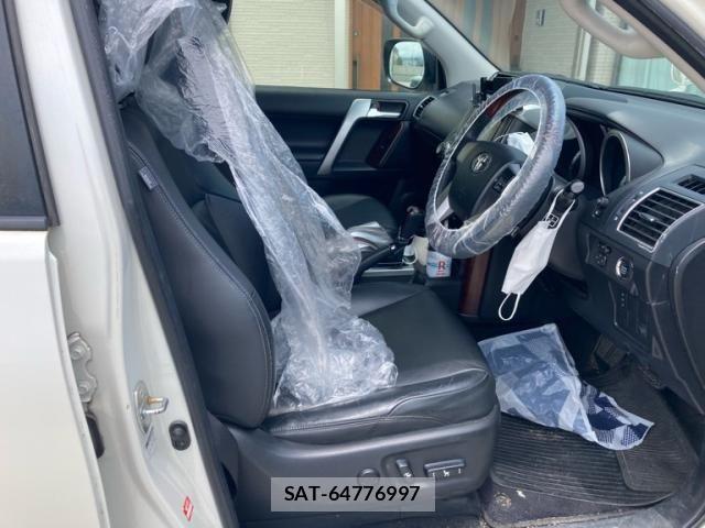 Toyota LAND CRUISER PRADO 2013-10 7261844-14