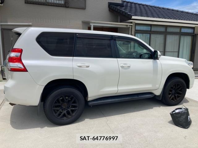 Toyota LAND CRUISER PRADO 2013-10 7261844-1
