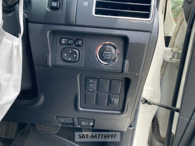 Toyota LAND CRUISER PRADO 2013-10 7261844-19