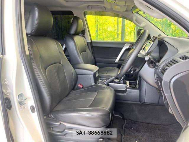 Toyota LAND CRUISER PRADO 2020-03 7272168-7