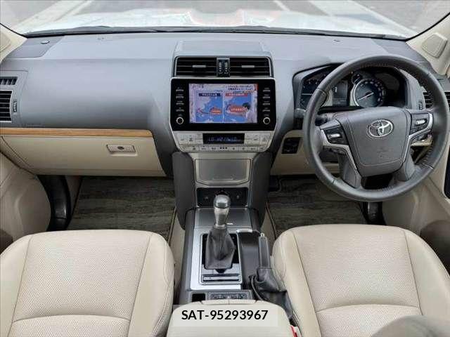 Toyota LAND CRUISER PRADO 2023-06 7272165-1