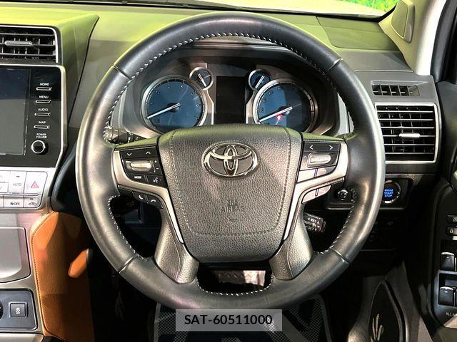 Toyota LAND CRUISER PRADO 2022-05 7272163-11
