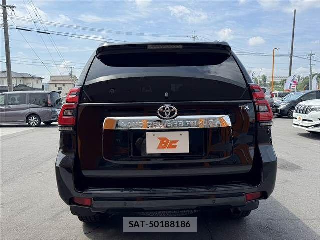 Toyota LAND CRUISER PRADO 2019-08 7272170-13