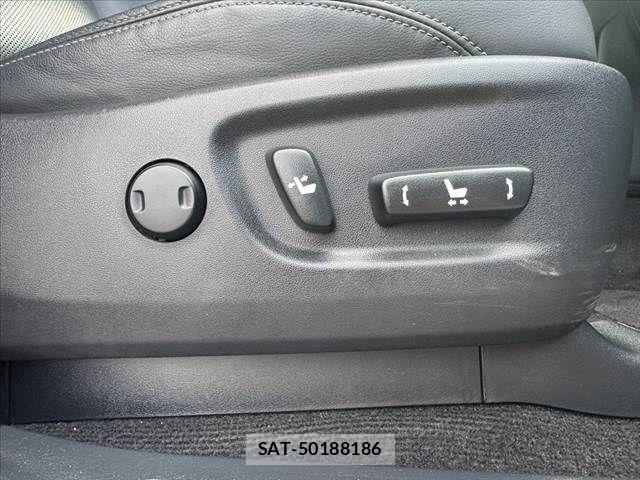 Toyota LAND CRUISER PRADO 2019-08 7272170-27