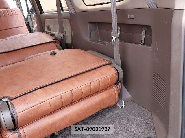 Toyota LAND CRUISER PRADO 2002-01 7272159-18