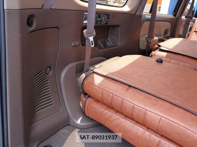 Toyota LAND CRUISER PRADO 2002-01 7272159-19
