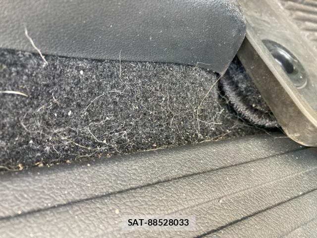 Toyota LAND CRUISER PRADO 2023-04 7272162-24
