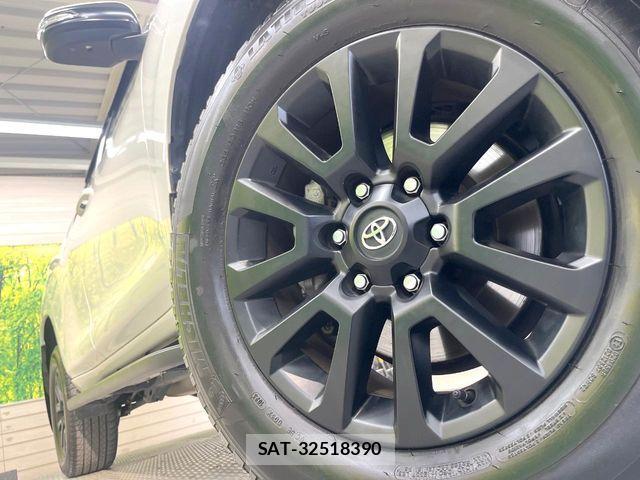 Toyota LAND CRUISER PRADO 2023-04 7271613-12
